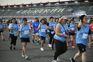 BIB: 518, 52406, 50840, 52694
                            <button type="button" onclick="openModal(10465326)" class="btn btn-primary btn-sm float-right btn-popup" data-toggle="modal" data-target=".modal-high-quality">
                        <i class="fas fa-shopping-cart"></i> Add to Cart
                    </button>
                                            <button type="button" onclick="isThisMe(10465326, true)" class="btn btn-success btn-sm float-right btn-popup btn-isme hidden" data-toggle="tooltip" data-placement="bottom" title="นี่คือรูปของคุณใช่ไหม คลิกที่นี่เพื่อเอาเข้าอัลบั้ม">
                        <i class="fas fa-plus"></i> Add to album
                    </button>
                    <button type="button" onclick="isThisMe(10465326, false)" class="btn btn-warning btn-sm float-right btn-popup btn-isnotme hidden">
                        <i class="fas fa-ban"></i> Remove from album
                    </button>